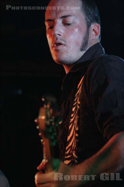 WEAK - 2005-06-16 - PARIS - Batofar - 